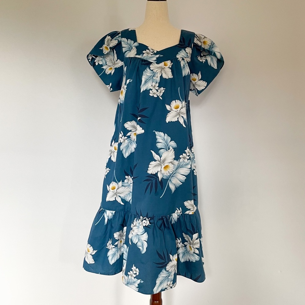 ✨ EUC Royal Creations Made in Hawaii Muumuu Dress Blue Floral Hibiscus